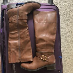 Size 8 Arizona Boots! Worn once!